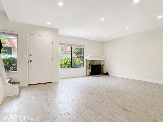Foto del edificio - 27943 Ridgebrook Ct