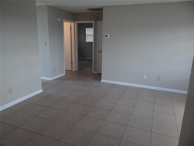 Foto del edificio - 11017 126th Ave N