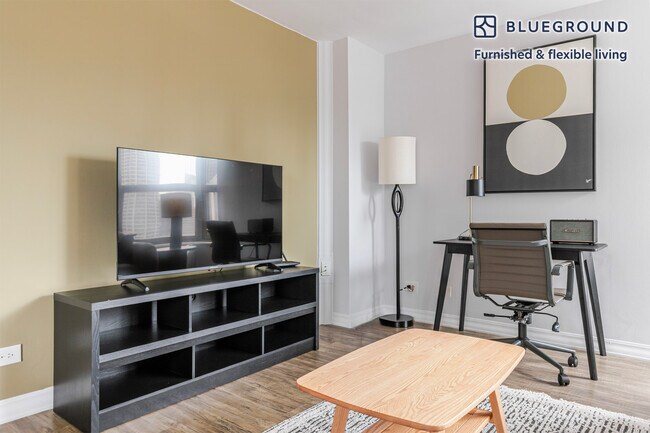 Foto del edificio - 8 W Chestnut St