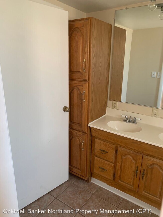 Foto del edificio - 3 br, 2 bath House - 515 N Williamson Ave