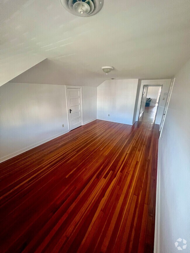 Apartments For Rent in Hibbs PA with Hardwood Floors 1 Rentals