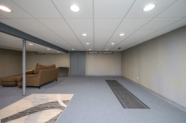 Basement - 5880 Deepwood Trl