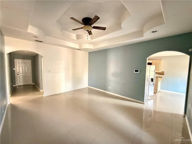 Building Photo - 9 Raquel Ave