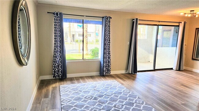 Foto del edificio - 4391 Gannet Cir