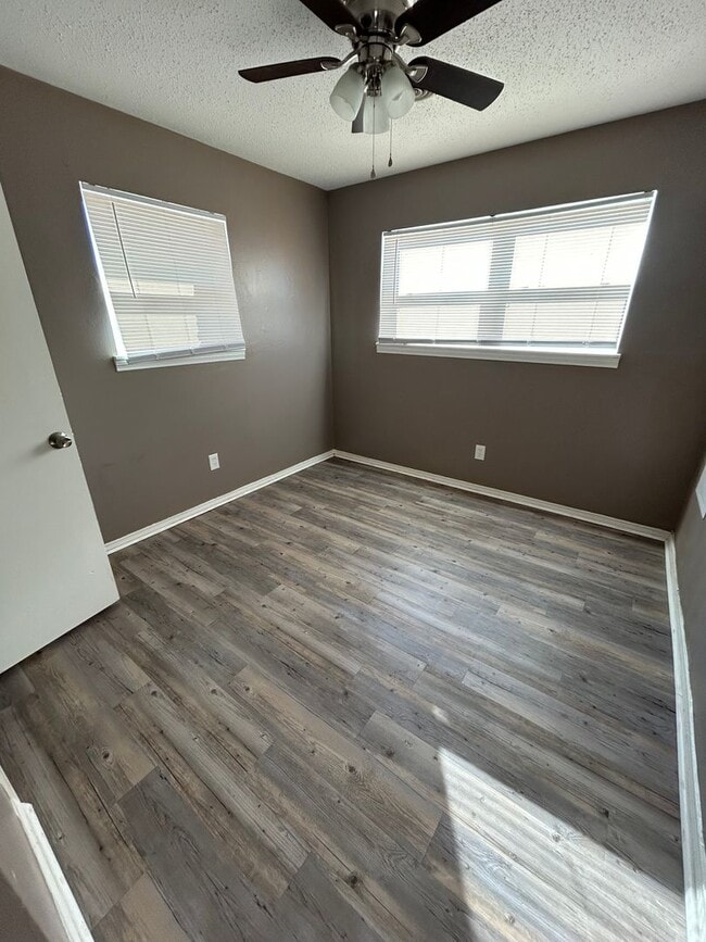 Building Photo - 1608 58th St