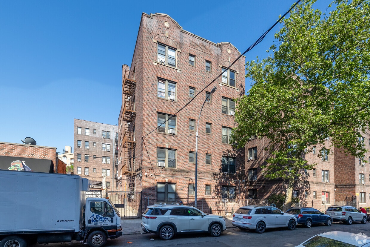 35-54 95th Street - 35-54 95th St