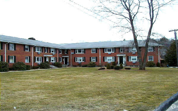 Building Photo - 1053-1059 Main St