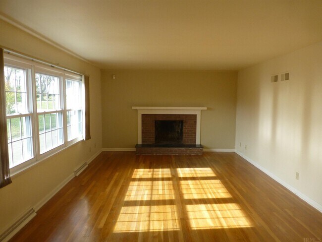 Building Photo - 108 Ivy Hill Dr