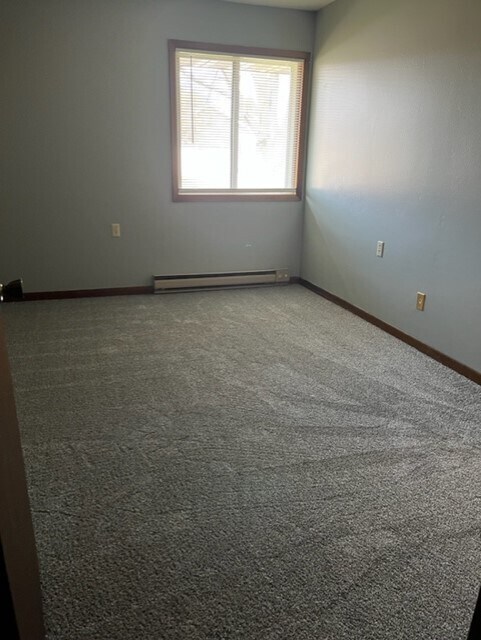 Foto del edificio - 2503 3rd Ave NW