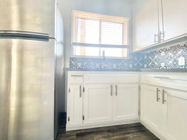 Foto del edificio - 295 Barthe Dr Pasadena, CA 91103