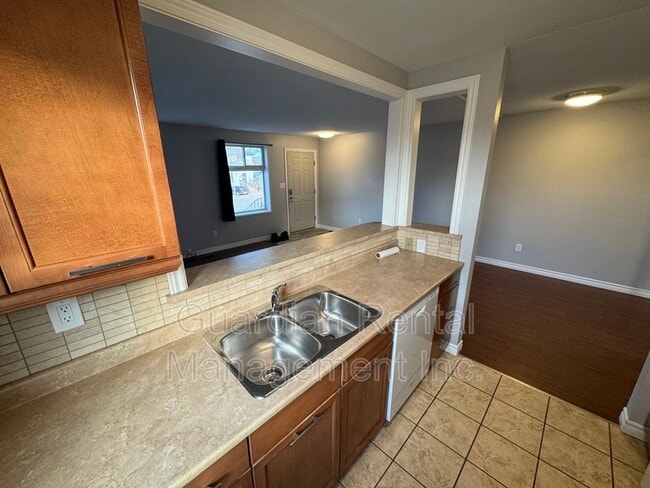 Photo du bâtiment - 1522 Walsh St E