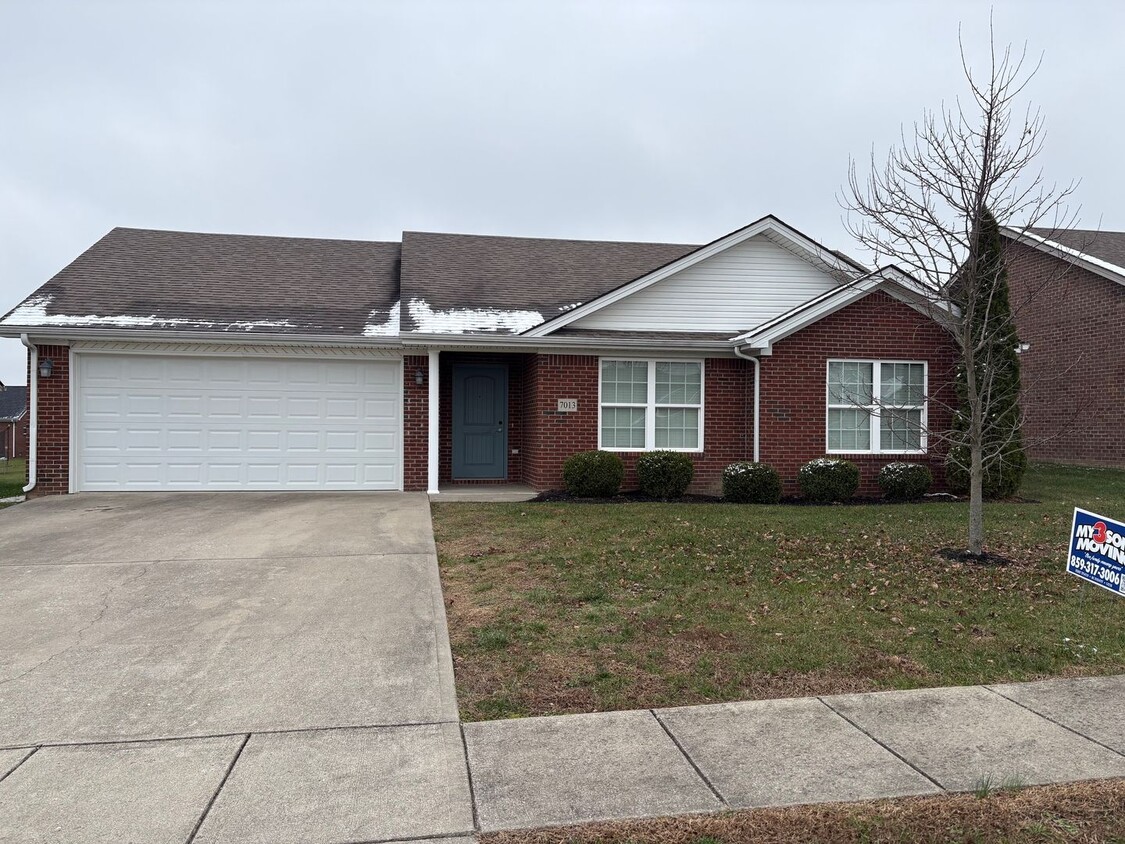 Primary Photo - 7013 Golgotha Dr