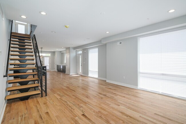 Foto del edificio - 2521 W Jefferson St