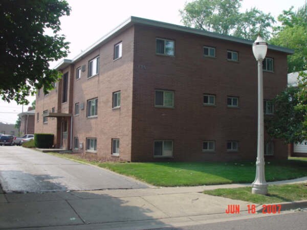 front exterior - 135 Kedzie St