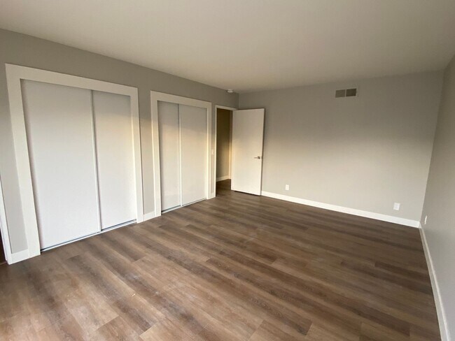 Foto del edificio - West Lancaster 4 bedroom available now!