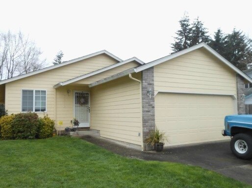 Primary Photo - 7210 NE 14th Ct