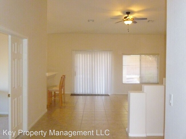 Foto del edificio - 4 br, 2 bath House - 1140  Heaton Ave