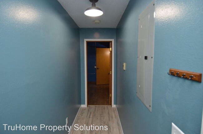 Building Photo - 2 br, 2.5 bath House - 2258 Knightsbridge ...