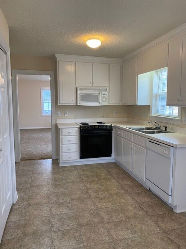 Foto del edificio - Jayne Lane Duplexes - Bldg 1