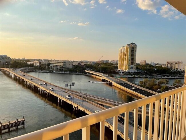 Foto del edificio - 2 Adalia Ave