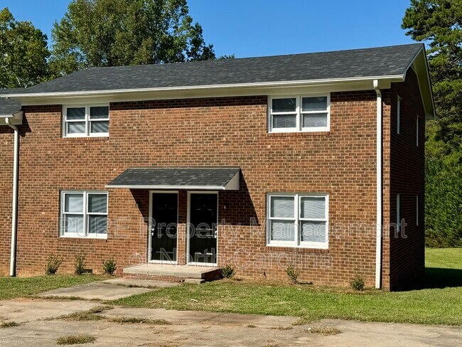 Foto del edificio - 916-B E 5th Ave