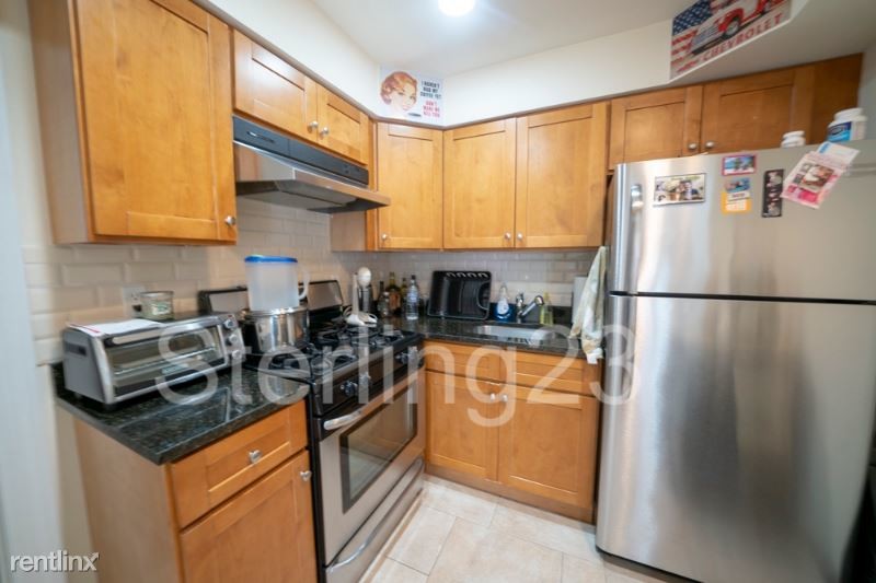 Foto principal - 30-11 30th St