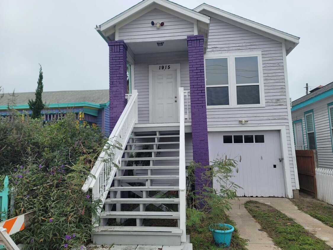 Foto principal - East End 1 Bedroom House, 2 Blocks From Se...