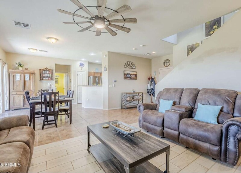 Foto principal - 1059 S Limestone St