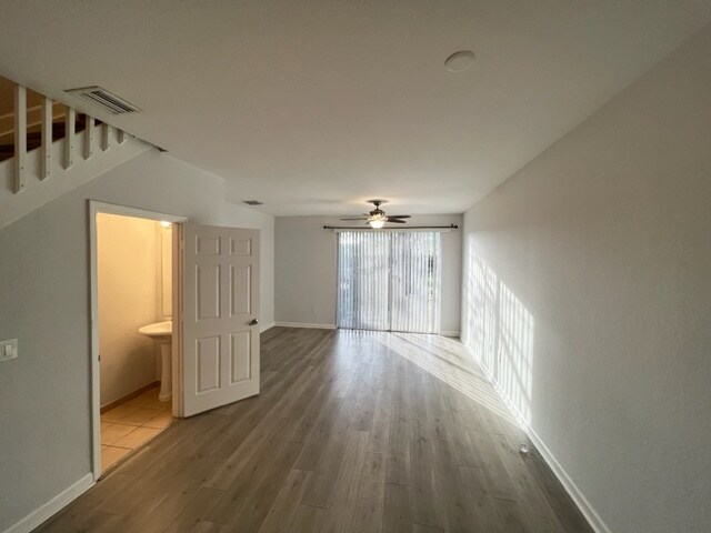 Building Photo - 4160 Napoli Lake Dr
