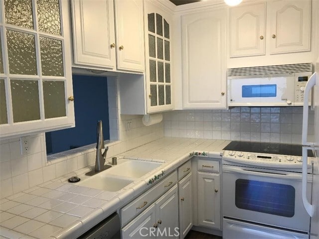 Foto del edificio - 5945 Armaga Spring Rd