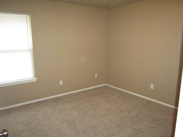 Foto del edificio - 425 Sterling Pointe Way