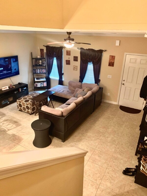Foto del edificio - 2732 Hollybrook Ln