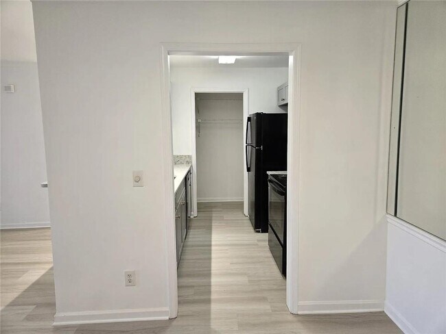 Foto del edificio - 116 Barrington Hills Dr