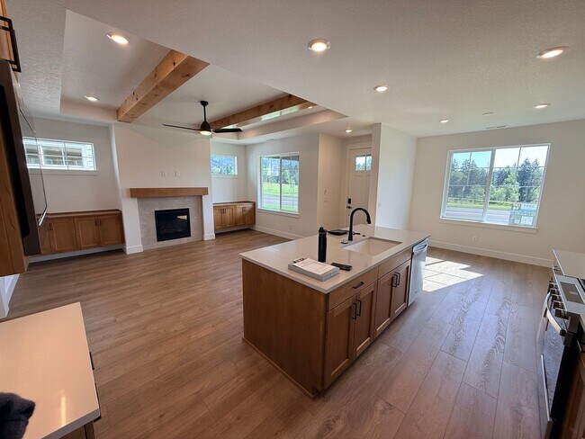 Building Photo - Brand New Home Located in Wine Country! Community Pool & Fitness Center (coming soon!)
