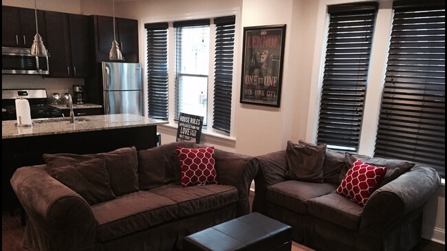 Building Photo - 2506 Argyle W St