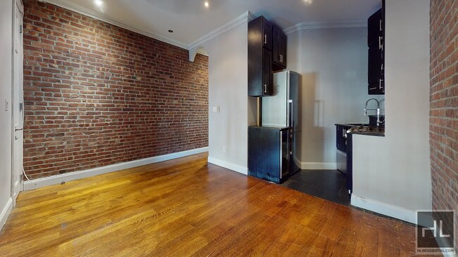 Foto del edificio - Tenth Avenue