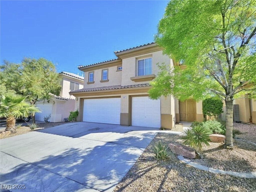 Foto principal - 8917 Waltzing Waters Ct