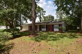 Primary Photo - Recently Updated 3-Bedroom, 2-Bathroom Hom...