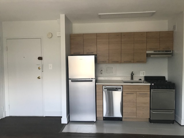 Primary Photo - 5100 Connecticut Ave NW