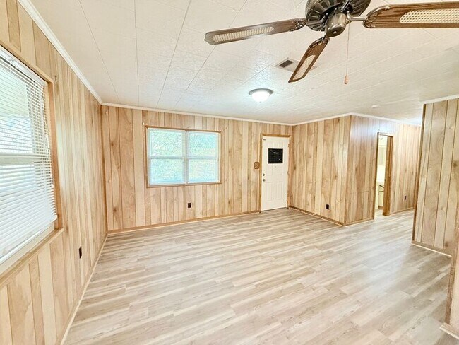 Foto del edificio - 4351 Ponderosa Rd