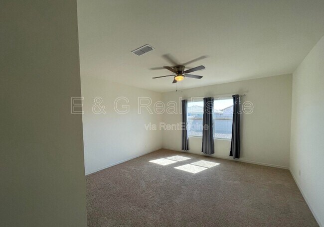 Building Photo - 19577 W Palo Verde Dr