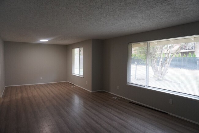Foto del edificio - 2238 NE 179th St