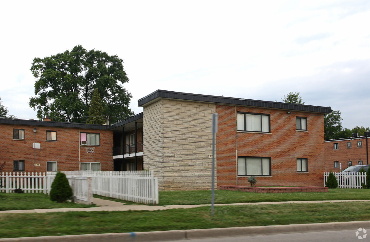 Edificio - 306-314 Wilson Ave
