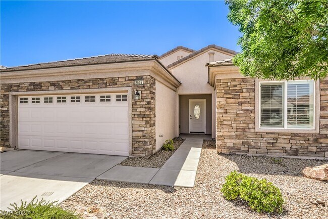 Building Photo - 2535 Jada Dr