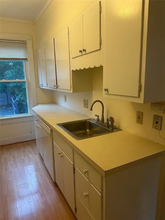 Building Photo - 40 Cedar St