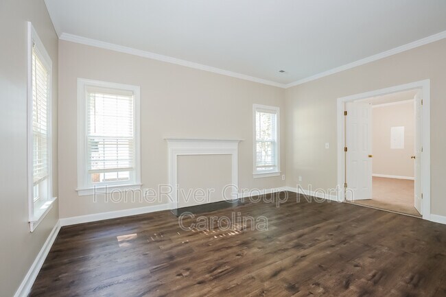Building Photo - 3915 Pondfield Ct