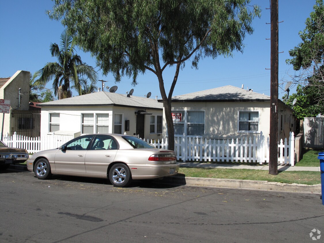 Building Photo - 2311-2321 Lemon Ave