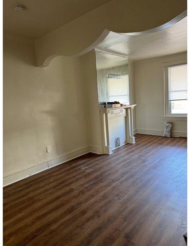 Foto del edificio - 606 N 55th St