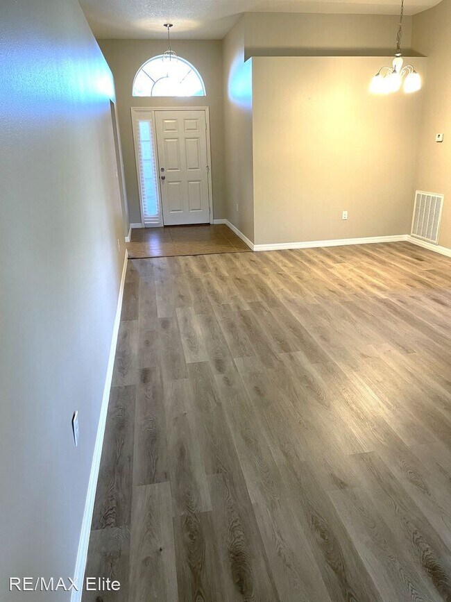 Foto del edificio - 3 br, 2 bath House - 1988 Snapdragon Dr