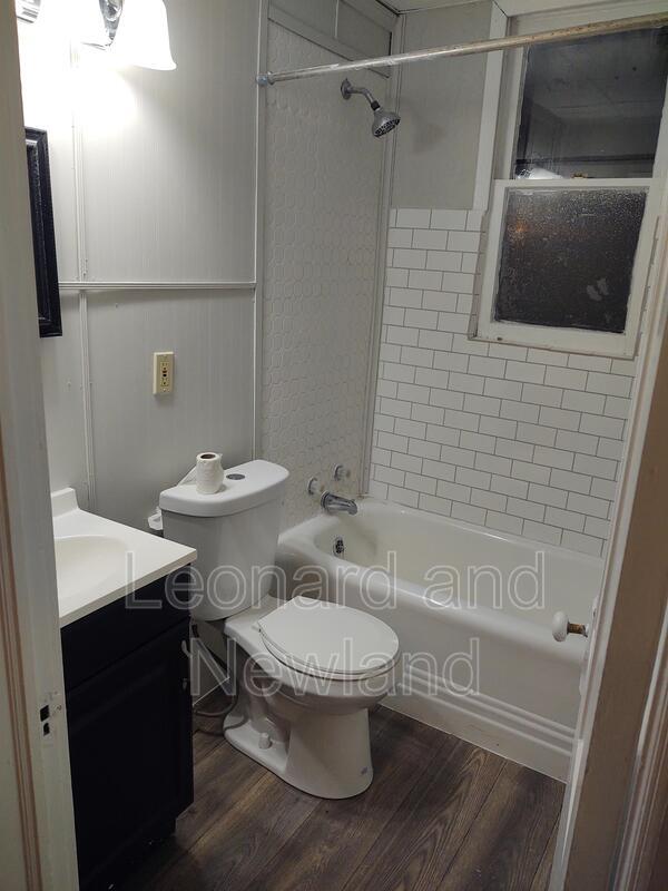 Building Photo - 301 Highland Ave